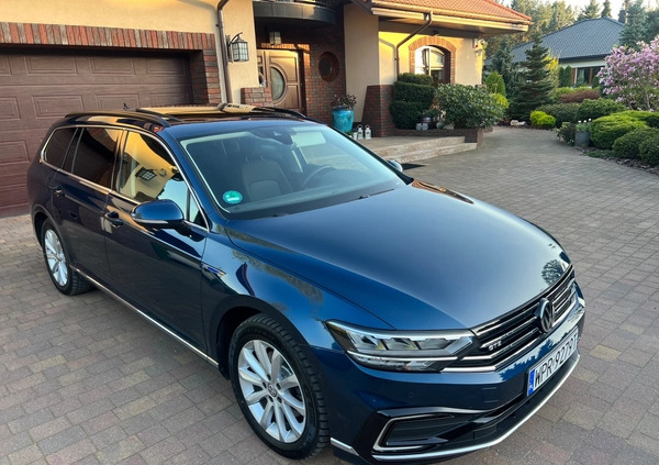Volkswagen Passat cena 92500 przebieg: 65000, rok produkcji 2020 z Ciężkowice małe 781